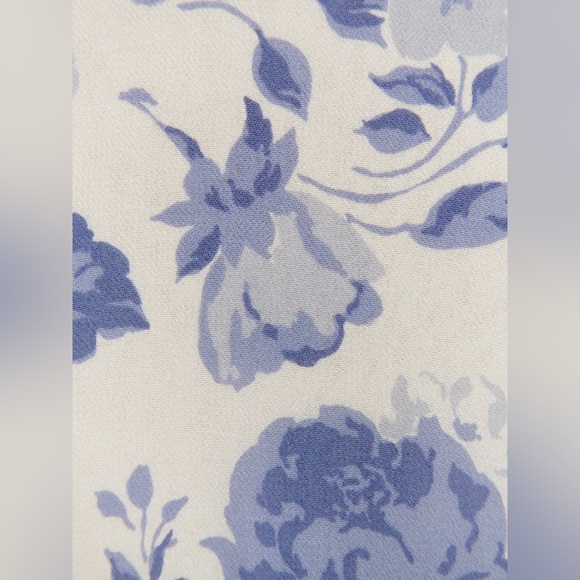 Reformation Lucerne Twilight Blue Floral on White Dress. Size 0 - Picture 3 of 8